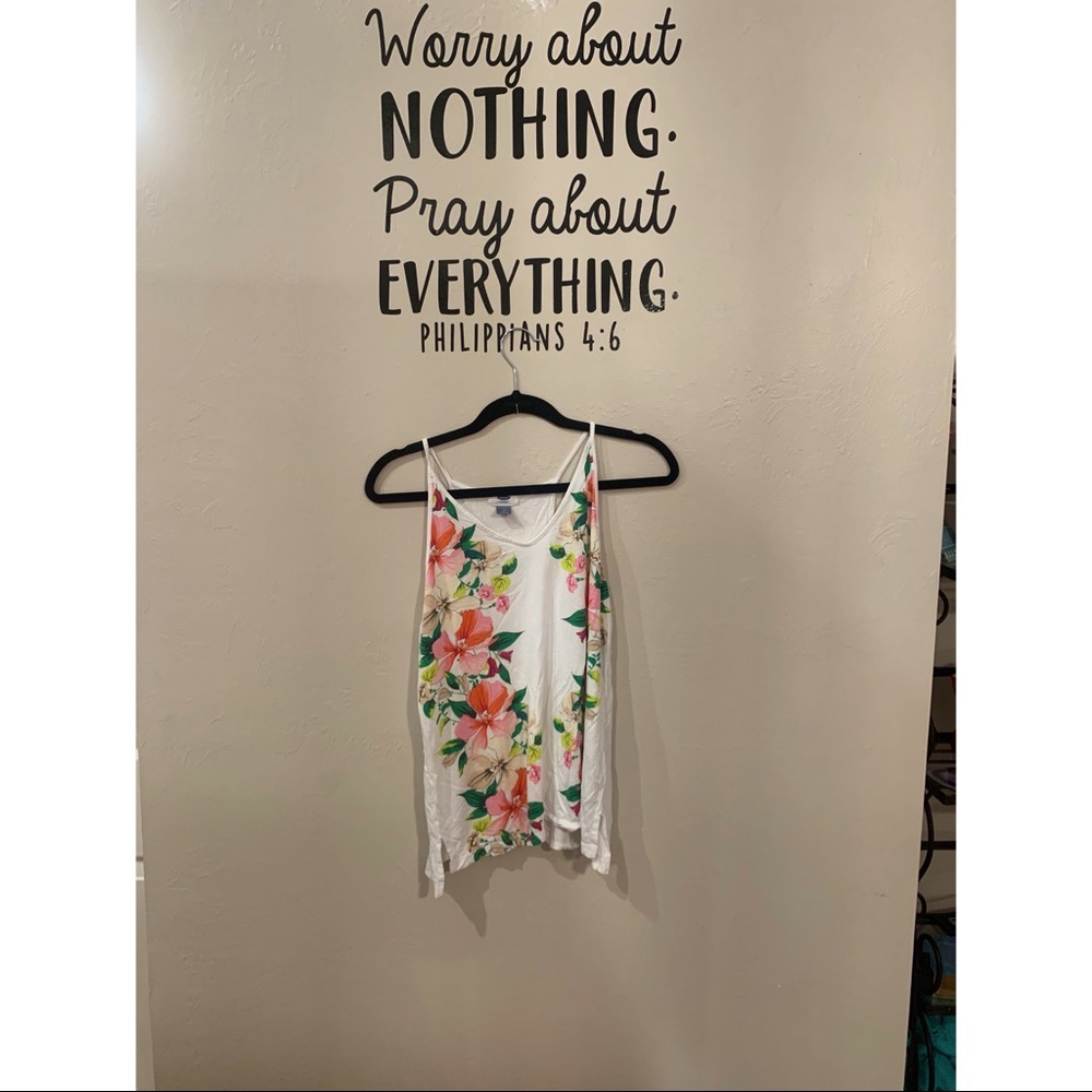 Shirt // Tank Top 👚